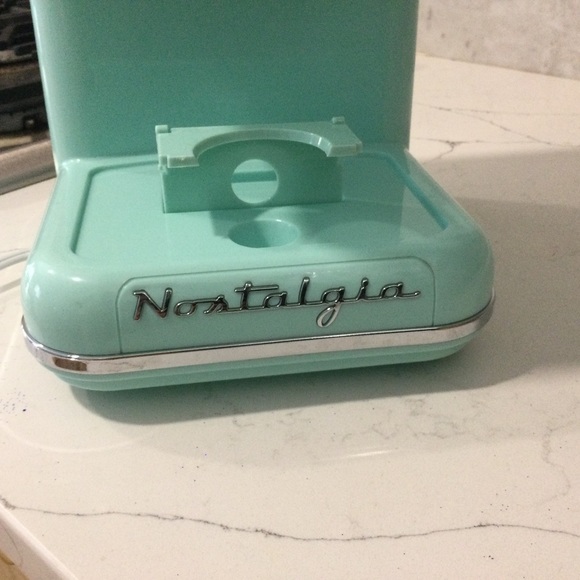 Snow cone machine used 2-4 times in brand new condition blue no box. - Picture 9 of 12